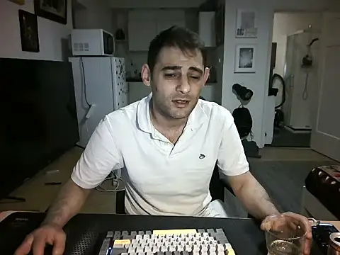 mihaimichael's Live XXX Chat