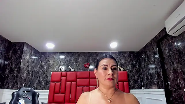 XXX chat uživo modela Imyourdirtymilf
