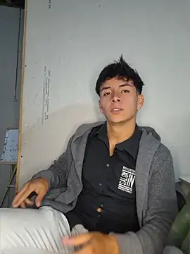 Chat XXX ao vivo de ZaneHoward