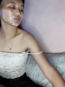 Rayya_4yy: онлайн-секс-чат