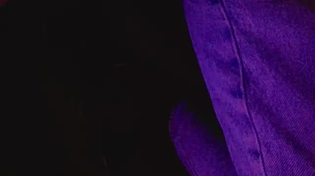 Pokazy przed kamerką – slutforyou_