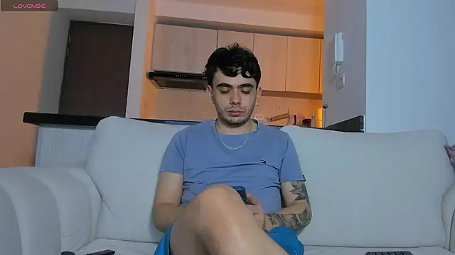 jey_salvatore Pertunjukan Webcam
