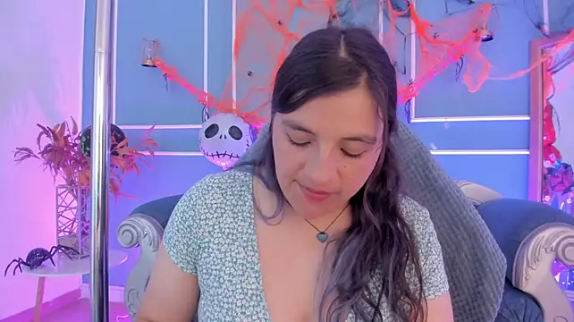 TaraTaylorr Chat XXX in diretta