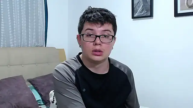 BlackFoXXX69 Live XXX-Chat