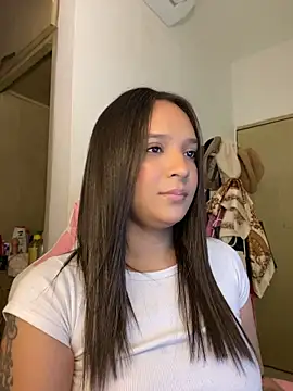 Онлайн чат XXX cutie_dance