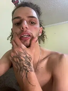Chatroom XXX en direct de top_white