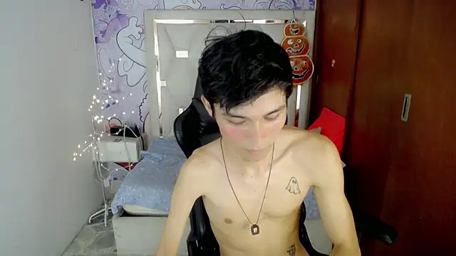Westboyy_ Chat XXX in diretta