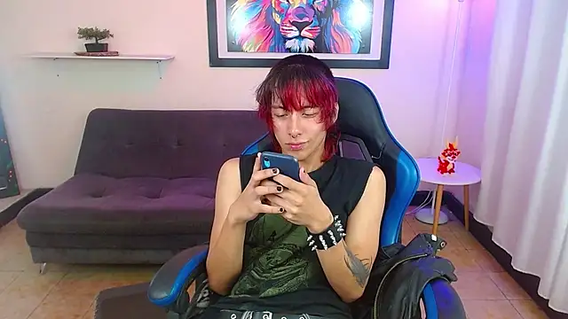 adriaan_18n Live XXX chat