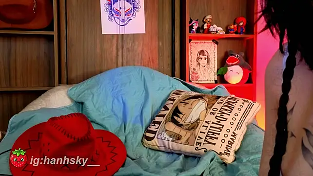 HannahSky_'s Live XXX Chat