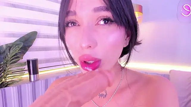 stephanymonroe's Live XXX Chat