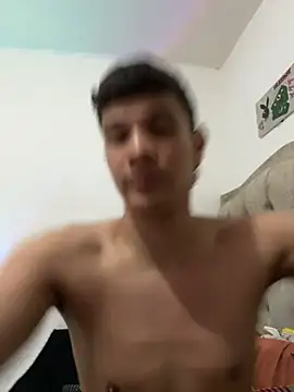 Онлайн чат XXX LatinBoy27