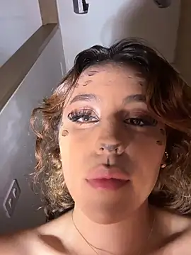 Katee_JonesのライブXXXチャット
