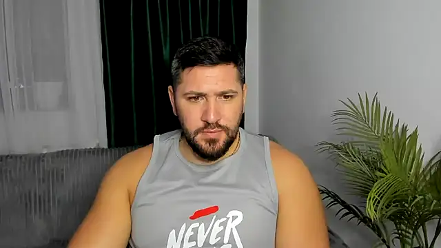 Gold_Alpha_Boy Adlı Modelin Canlı XXX Sohbeti