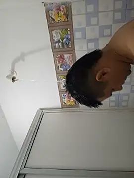 Show modela Andry_bonny7 na web-kameri