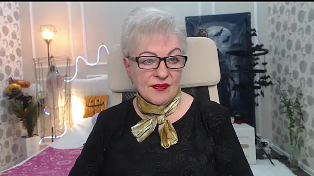 KayleSmoll Chat XXX live