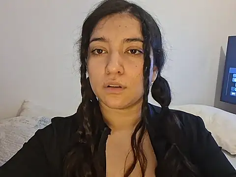 Chat +18 de creepyh0e_ ao vivo