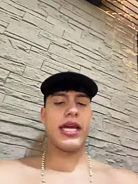 Lander_Cruz Live XXX Chat
