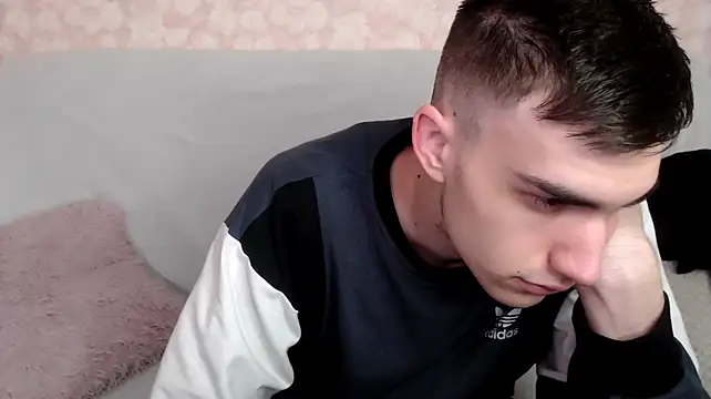 DeanWilde's Live XXX Chat