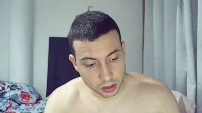 Armando_2002 – Live XXX-chat