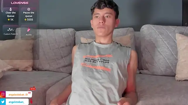 Chatroom XXX en direct de Angel_esteban_fx