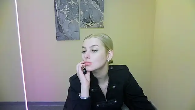 Girlygirll_のライブXXXチャット
