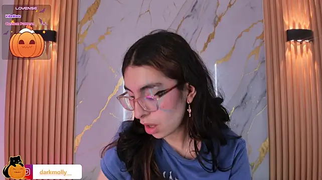 Chat XXX en directo de Molly_A
