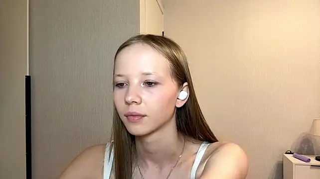 Chat +18 de DionnaStrech ao vivo