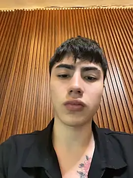 צ'אט XXX בשידור חי של Daxonblace