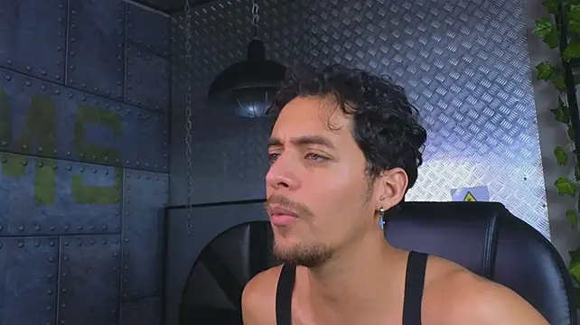 Jeey_Bee Chat XXX live