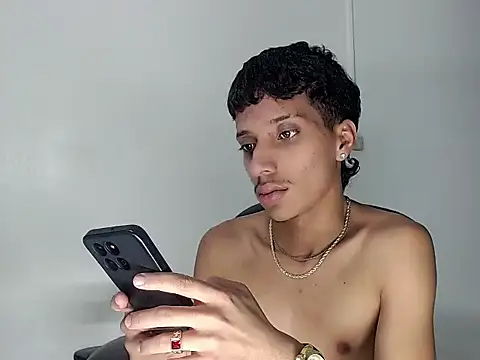 XXX chat uživo modela brayan__hot__