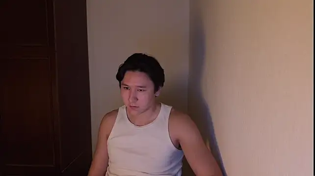 XXX chat uživo modela alo010