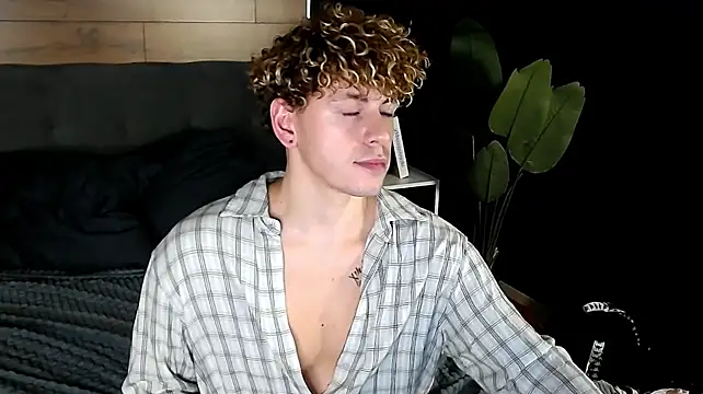 ConnorBlake Live XXX-Chat
