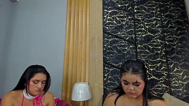 KatANDdakota live XXX chat