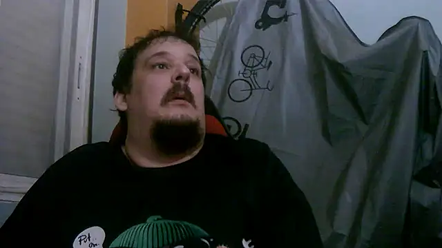 Chatroom XXX en direct de porkorossy