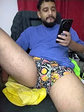 BadboyX333 Adlı Modelin Canlı XXX Sohbeti