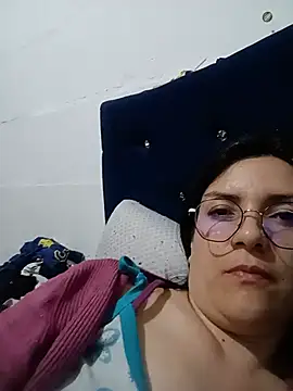 princessbella93 现场XXX聊天