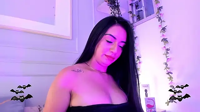 SophiaJoliebm 即時 XXX 聊天