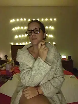 hotbrunettemass Adlı Modelin Canlı XXX Sohbeti