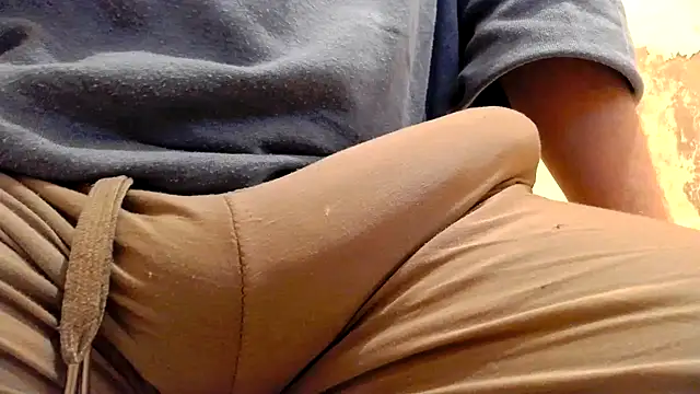 gae89tano Adlı Modelin Canlı XXX Sohbeti