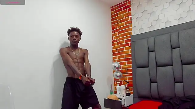 צ'אט XXX בשידור חי של chimi88