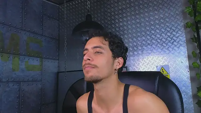 Jeey_Bee Chat XXX in diretta