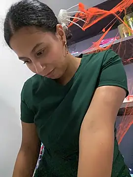 Chat XXX ao vivo de Chloefixxx