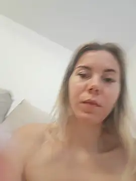 Eva88x – Naživo XXX chat