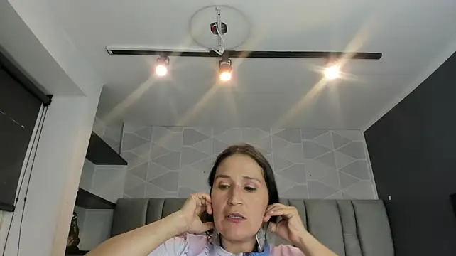 XXX chat uživo modela Barbara_fox__