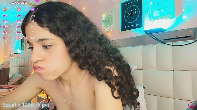 Chat +18 de anahi_maite ao vivo