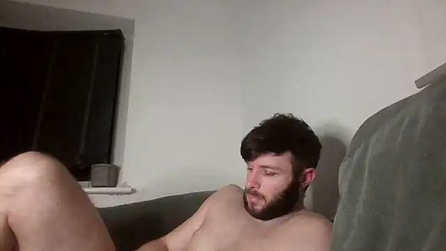 Jakeyboy25's Live XXX Chat