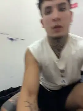 Živý XXX chat _Tomy08calderon