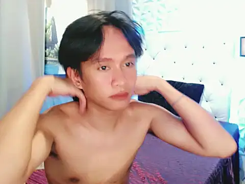 prince_elaijah Adlı Modelin Canlı XXX Sohbeti