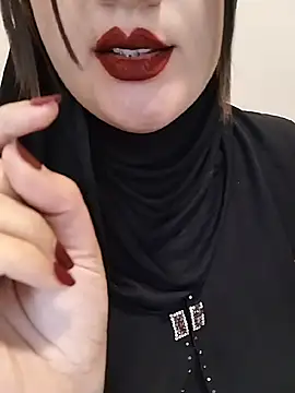 Rawya-34 Live XXX-Chat