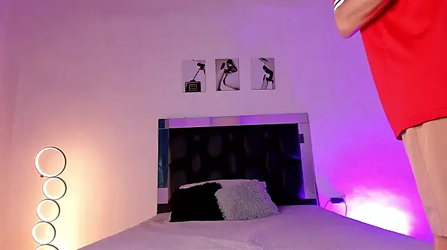 XXX chat uživo modela Alexxus_Smith